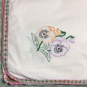 Handmade Vintage Embroidered Pansy Crochet Trim Tablecloth